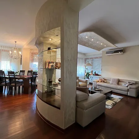 Ferienwohnung Luxurious Oasis Novi Sad Exterior foto