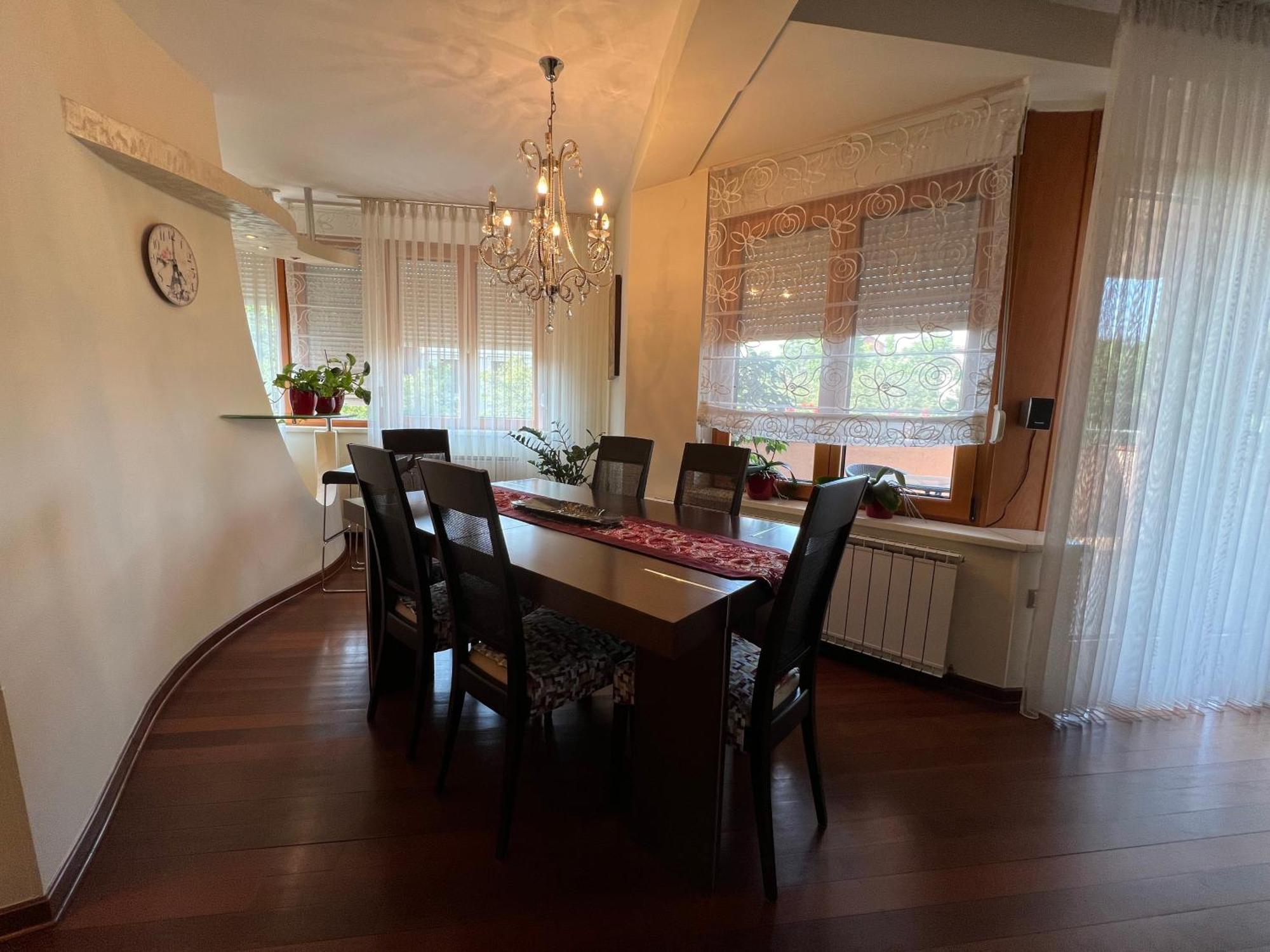 Lägenhet Luxurious Oasis *